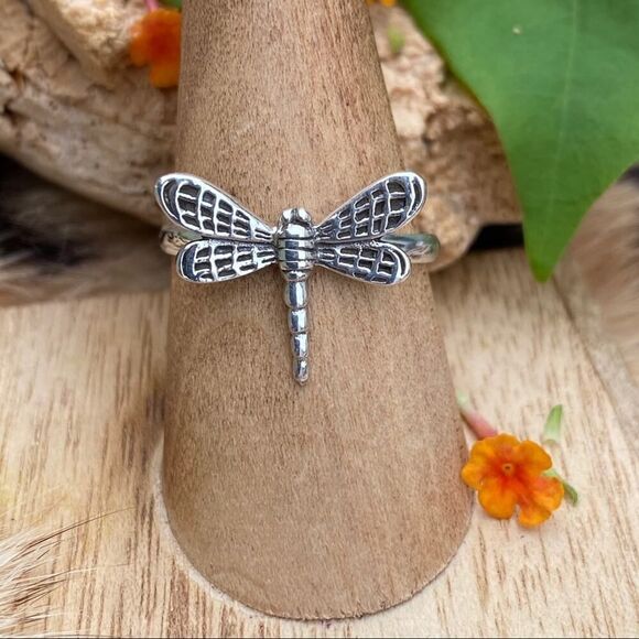 Sterling Silver Dragonfly Ring - Picture 2 of 5